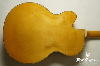 G2420 STREAMLINER HOLLOW BODY WITH CHROMATIC II VILLAGE AMBER